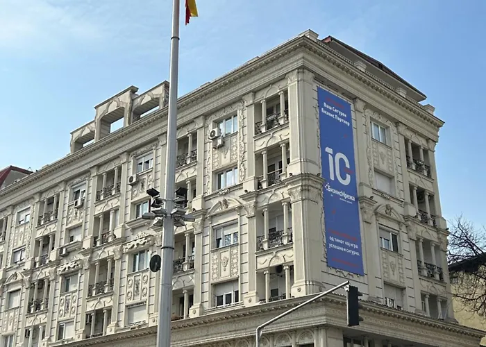 Macedonia Square Apartment