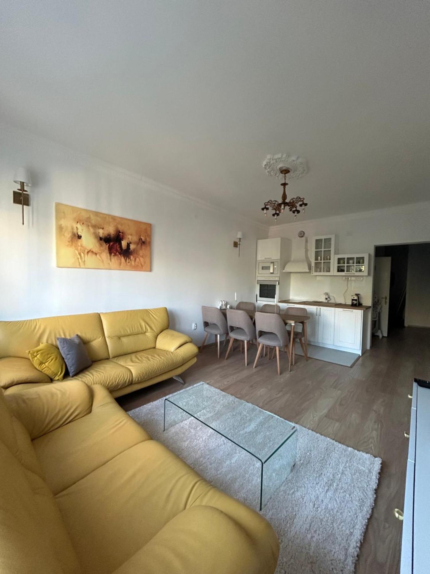Apartamento Macedonia Square